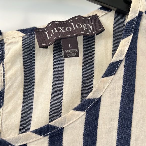 Ruffled sleeve denim and off white stripped blouse. - Picture 2 of 6